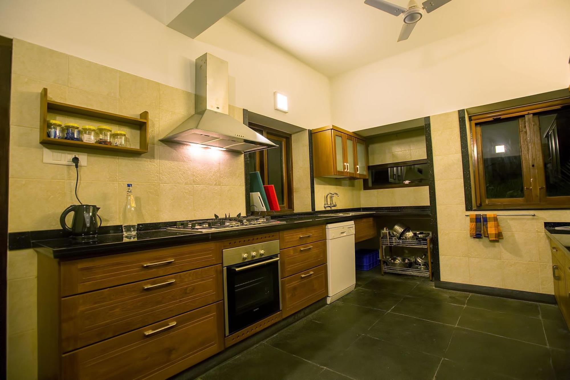 Beach Gate Bungalows - A Cgh Earth Saha Experience Коччи Экстерьер фото